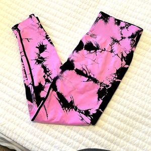 NWOT medium leggings